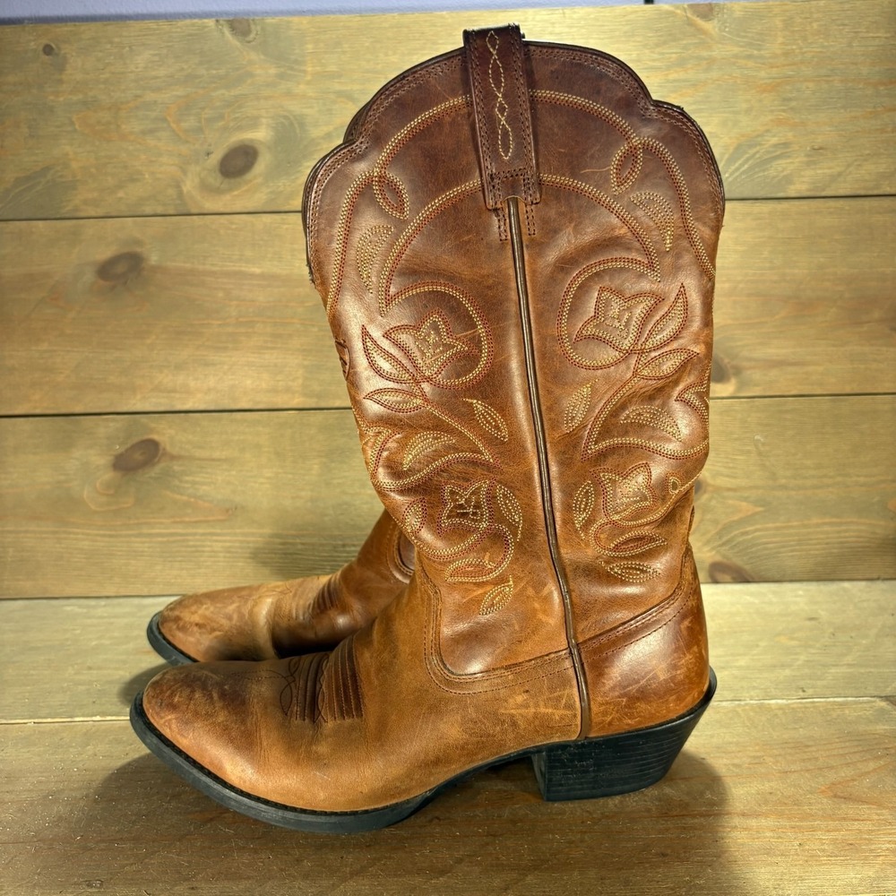 Ariat Heritage Womens size 8.5 shoes Brown Leather Embroidered cowboy boots